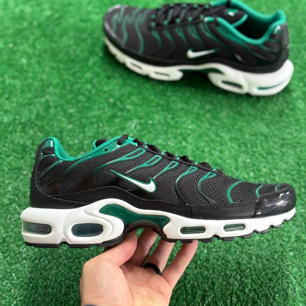 Nike Air Max Plus Black Malachite Mens DM0032-009 VNDS Sz 10
